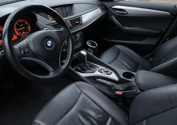 BMW X1 cena 43900 przebieg: 229000, rok produkcji 2011 z Koszalin małe 466